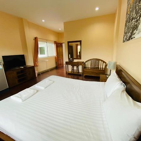 Baan Suan Khun Yaiy Hotel Banvangtakhraj Kültér fotó