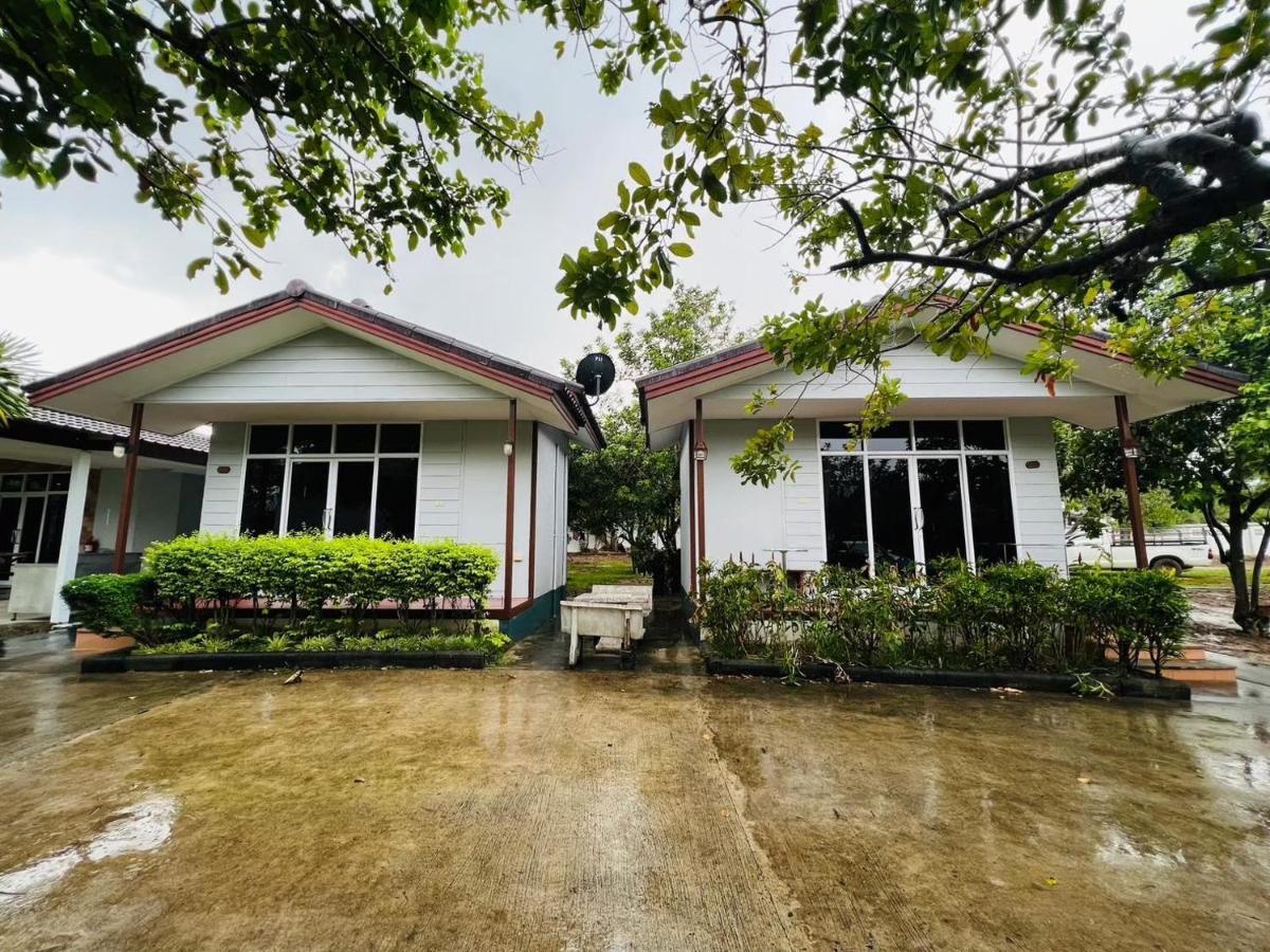 Baan Suan Khun Yaiy Hotel Banvangtakhraj Kültér fotó