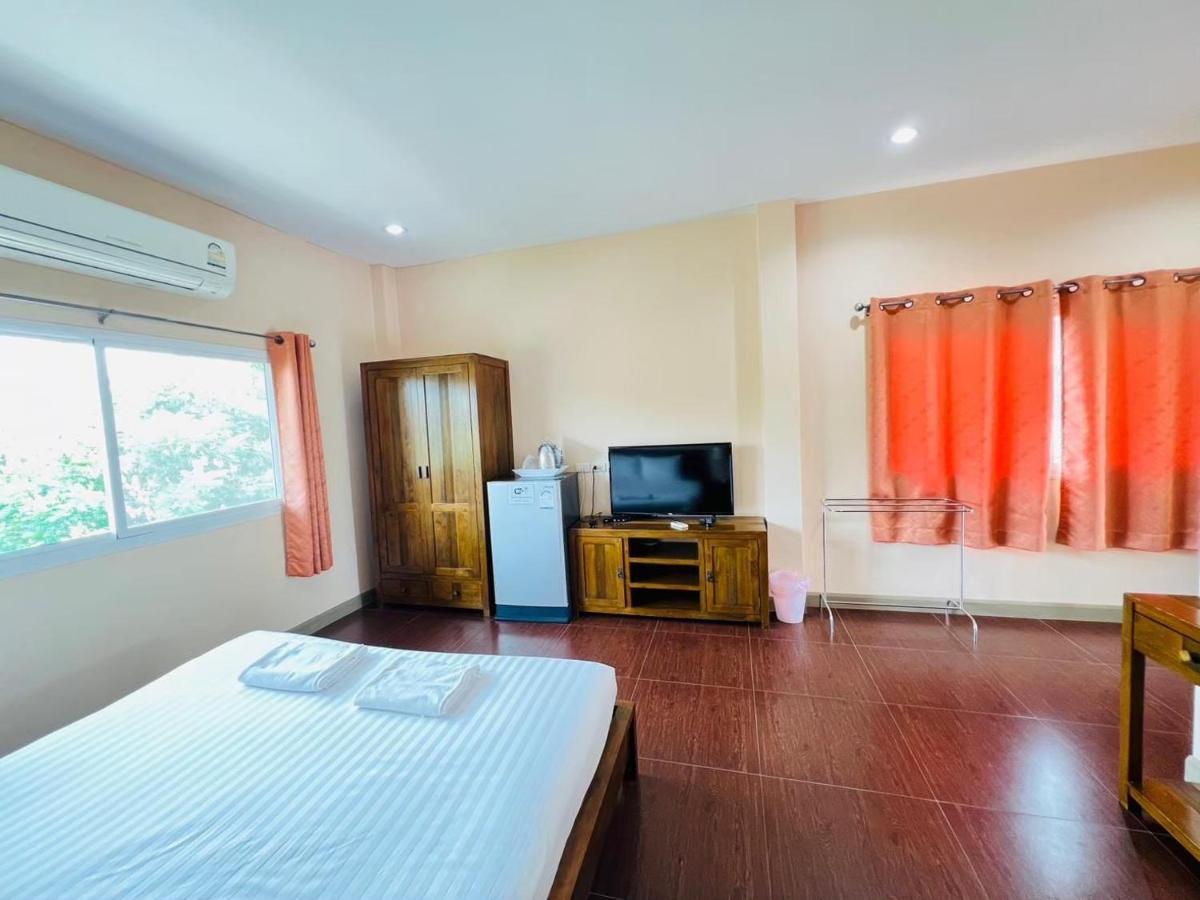 Baan Suan Khun Yaiy Hotel Banvangtakhraj Kültér fotó