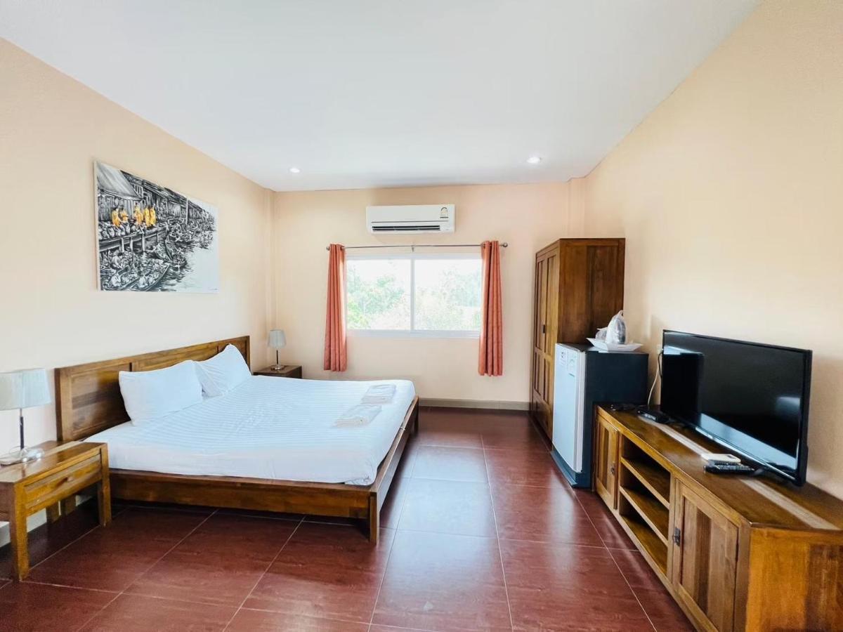 Baan Suan Khun Yaiy Hotel Banvangtakhraj Kültér fotó