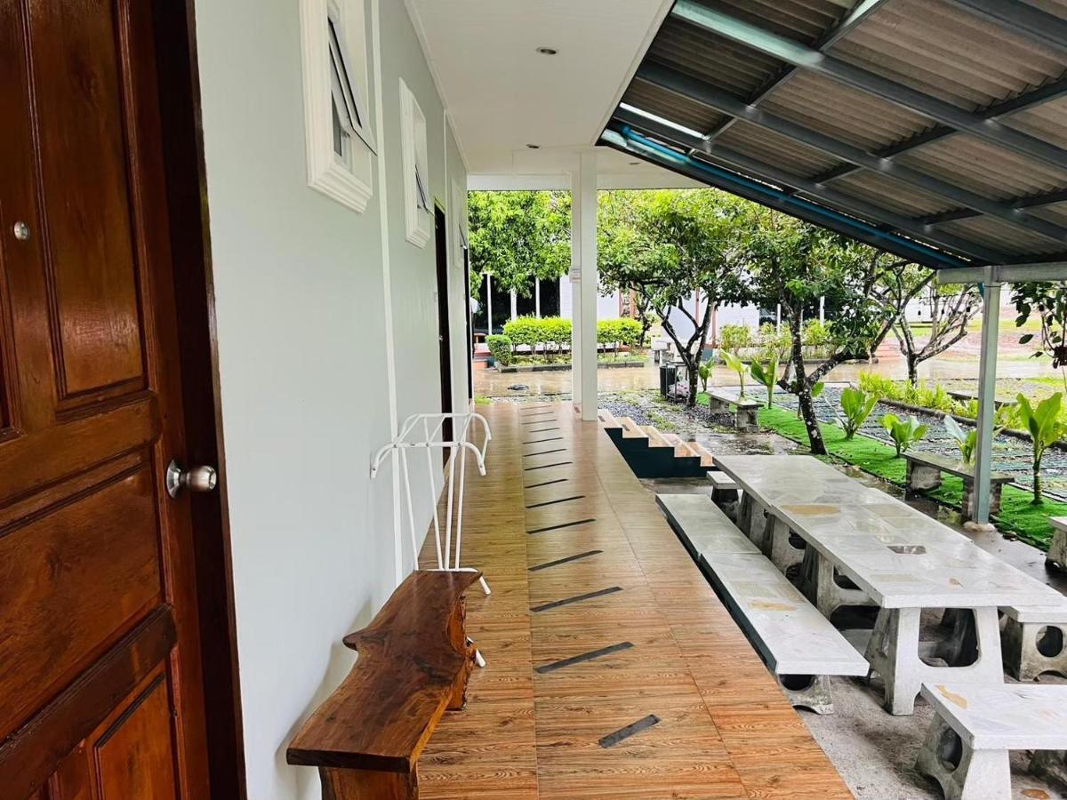 Baan Suan Khun Yaiy Hotel Banvangtakhraj Kültér fotó